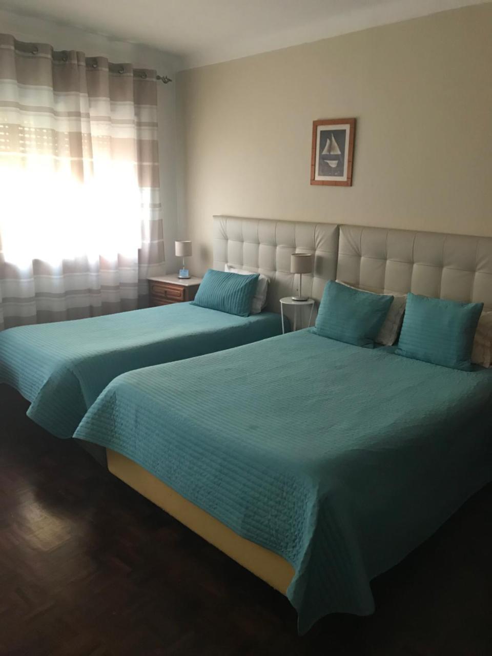 Hospedaria Bernardo Ericeira Exterior photo